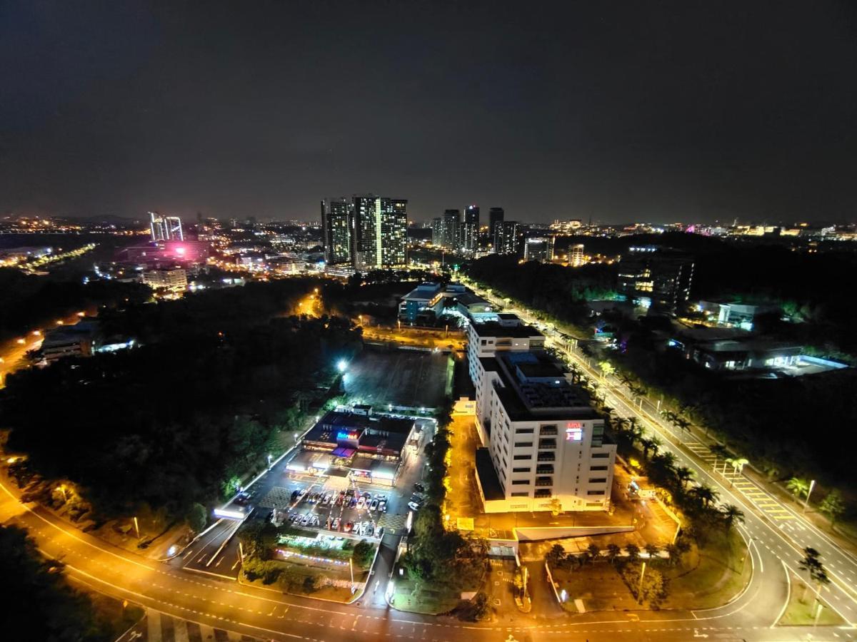 Kanvas Soho Cyberjaya/Netflix/Gym/Jacuzzi/Klia エクステリア 写真