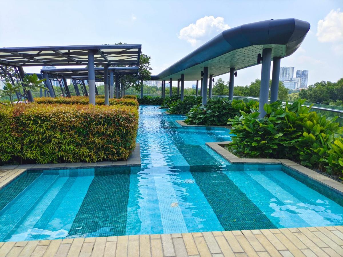 Kanvas Soho Cyberjaya/Netflix/Gym/Jacuzzi/Klia エクステリア 写真
